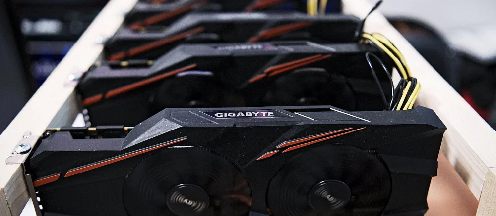 «Из-за коронавируса никто не хочет покупать»: китайские продавцы жалуются на снижение спроса на видеокарты