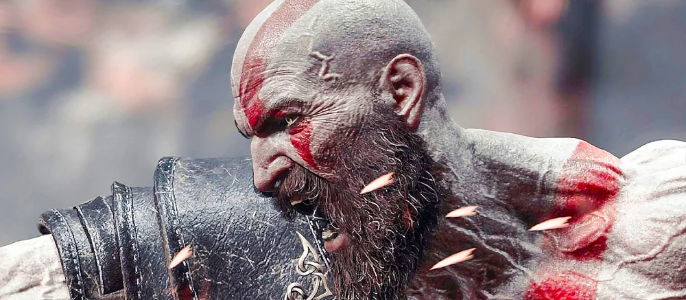 Накачанная девушка с большими бицепсами перевоплотилась в Кратоса из God of War и поразила своим косплеем даже Sony