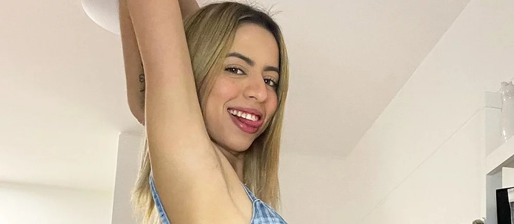 Она это повторила — скандальная стримерша вновь занялась сексом со своим парнем в прямом эфире на Twitch