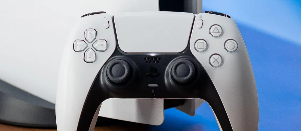 Парень взломал PlayStation 5 и рассказал об этом Sony. Без награды он не остался