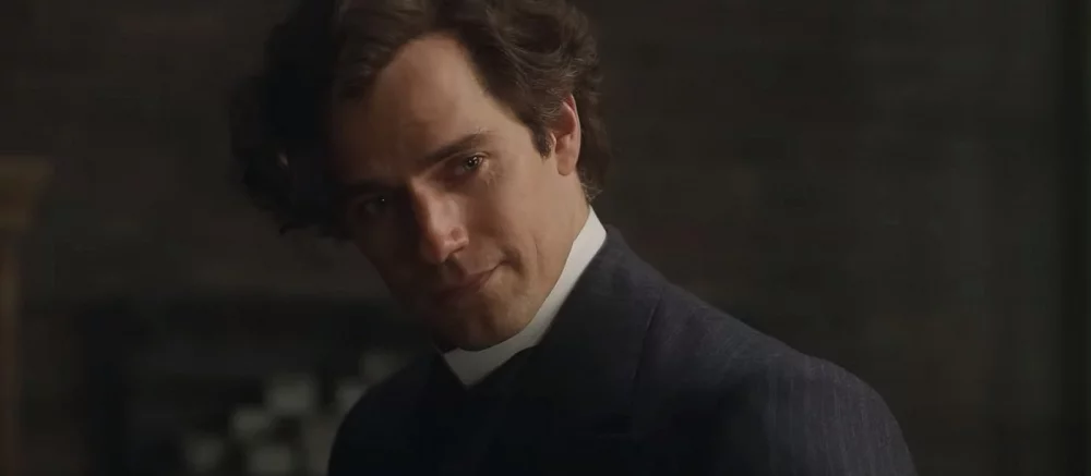 Генри Кавилл и Милли Бобби Браун раскрывают новое дело в трейлере «Энолы Холмс 2»