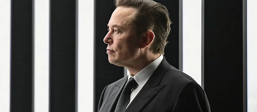 Илон Маск готовит уйму нововведений в Twitter: платная верификация, новая заглавная страница и не только