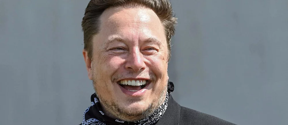 Илон Маск купил Twitter и тут же уволил гендиректора