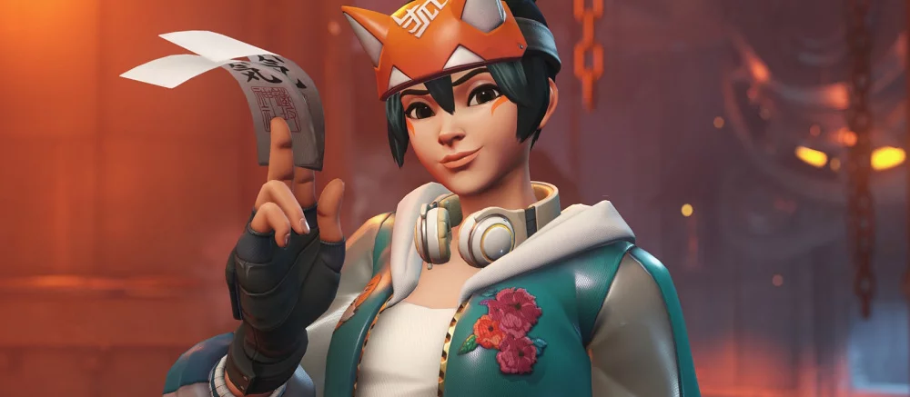 Красивая девушка годно закосплеила Кирико из Overwatch 2. Есть фото, где она полностью голая