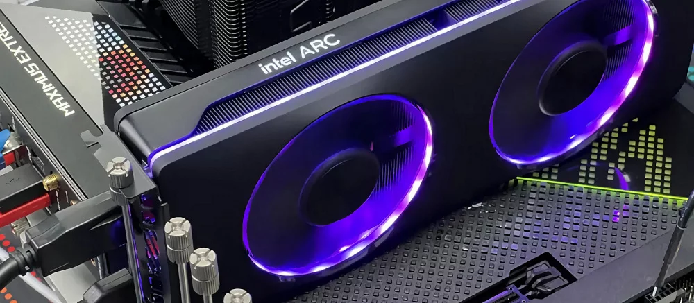 В DNS появилась в продаже видеокарта Intel Arc A380