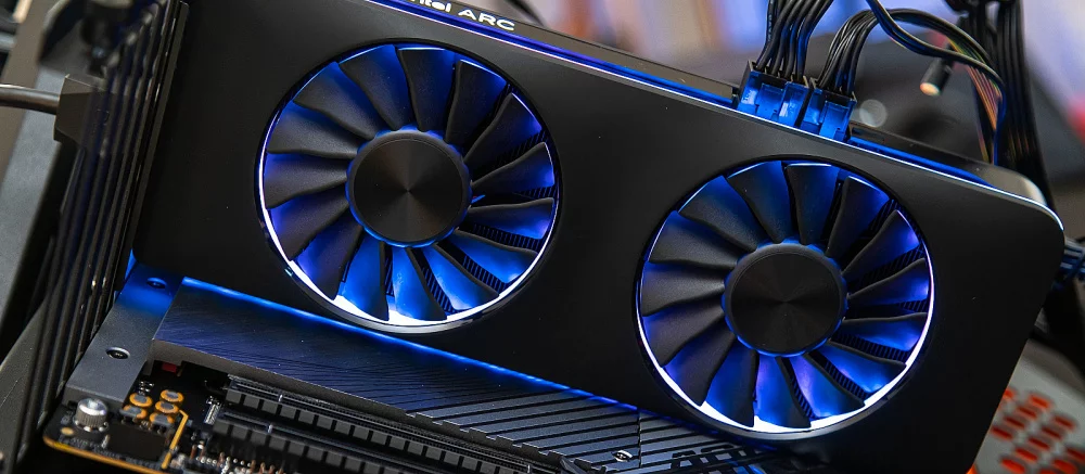 По слухам, новые видеокарты Intel выйдут в 2023 году и будут на уровне с RTX 4070