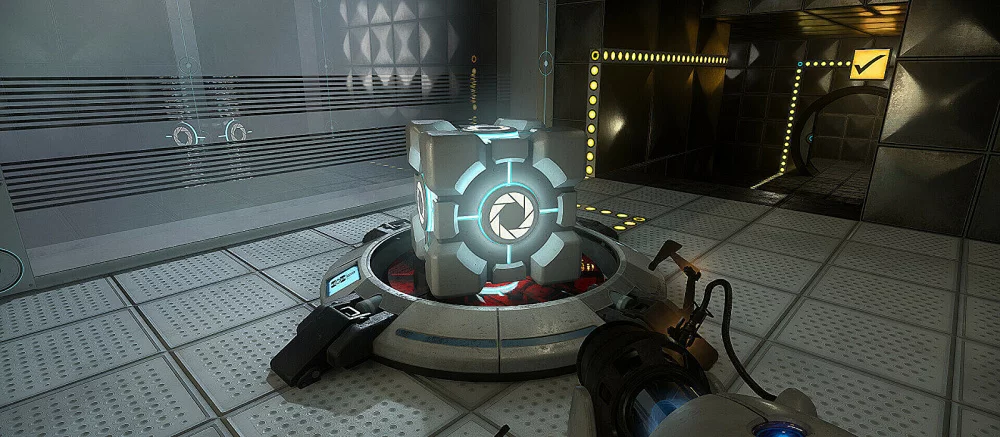 В Portal with RTX обнаружились QR-коды и секретные кубы