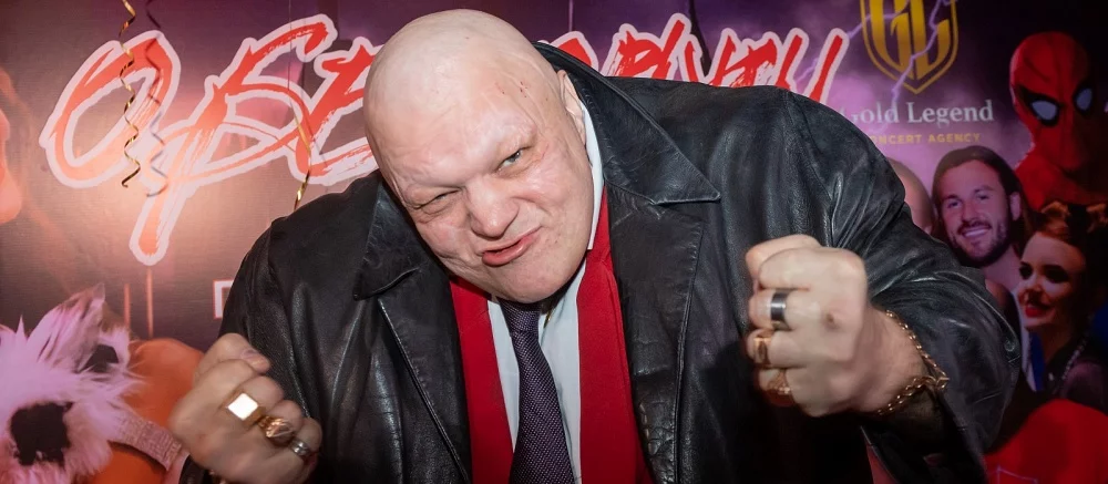 Стас Барецкий случайно испортил костюм косплееру Горо из Genshin Impact