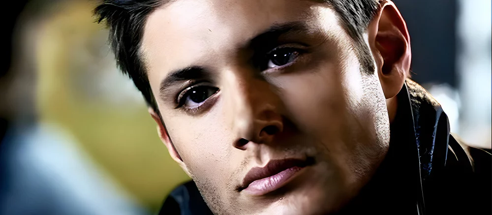 Звезду «Пацанов» и «Сверхъестественного» Дженсена Эклса показали в роли Бэтмена. Фанаты уверены, что он идеальный кандидат