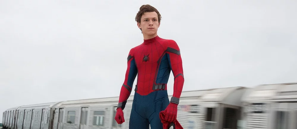 Магуайр и Гарфилд тоже вернутся? Marvel начала работать над «Человеком-пауком 4» с Томом Холландом