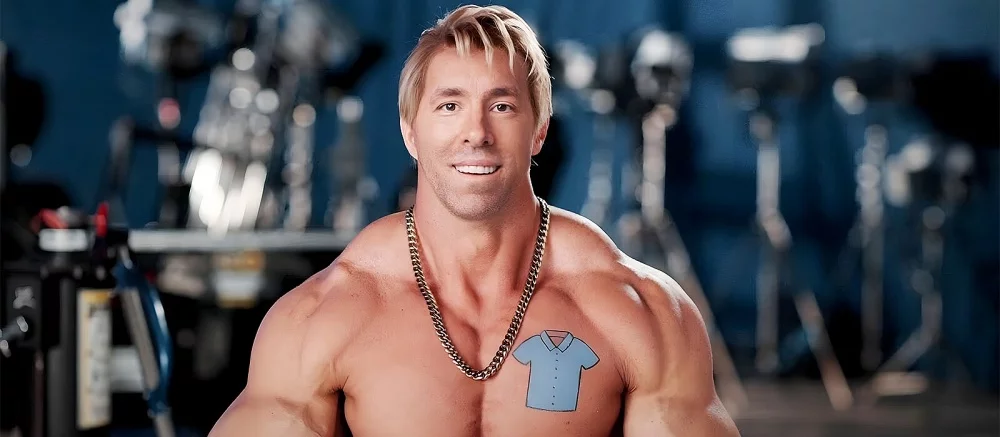 На фото показали, как Райан Рейнольдс накачался для роли в «Дэдпуле 3», где он встретится с Росомахой