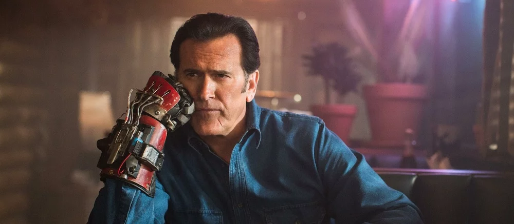 Брюс Кэмпбелл послал буйного зрителя, которому не понравился фильм «Восстание зловещих мертвецов»