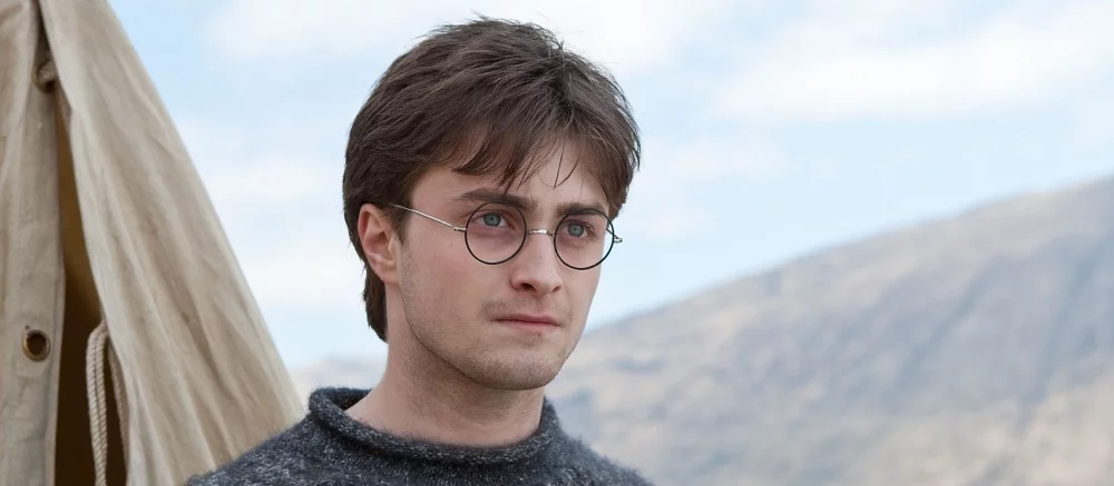 Персонажей «Гарри Поттера» перенесли в Россию времен лихих 90-х. К Дамблдору теперь лучше не подходить