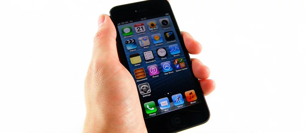 Начались мировые продажи iPhone 5