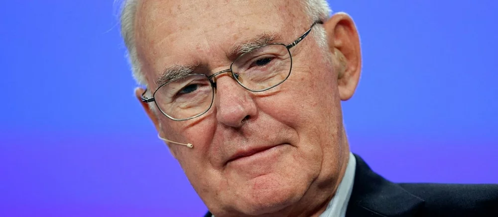 Умер Гордон Мур — сооснователь Intel и автор закона, ставшего основополагающим принципом полупроводниковой отрасли