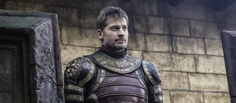 Джейме Ланнистер из «Игры престолов» рассказал, почему так и не посмотрел «Дом дракона». Во всем виновата заставка