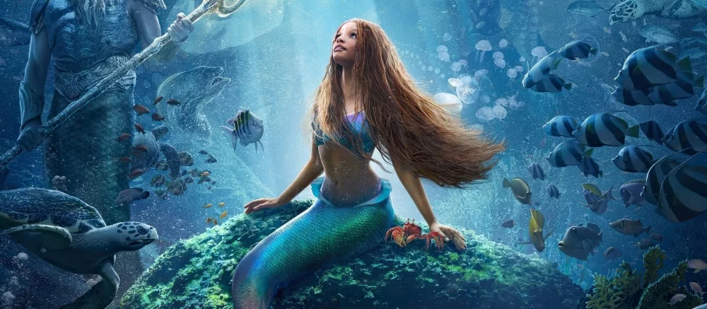 В сети показали, как русалочка Холли Бэйли выглядела бы в мультике