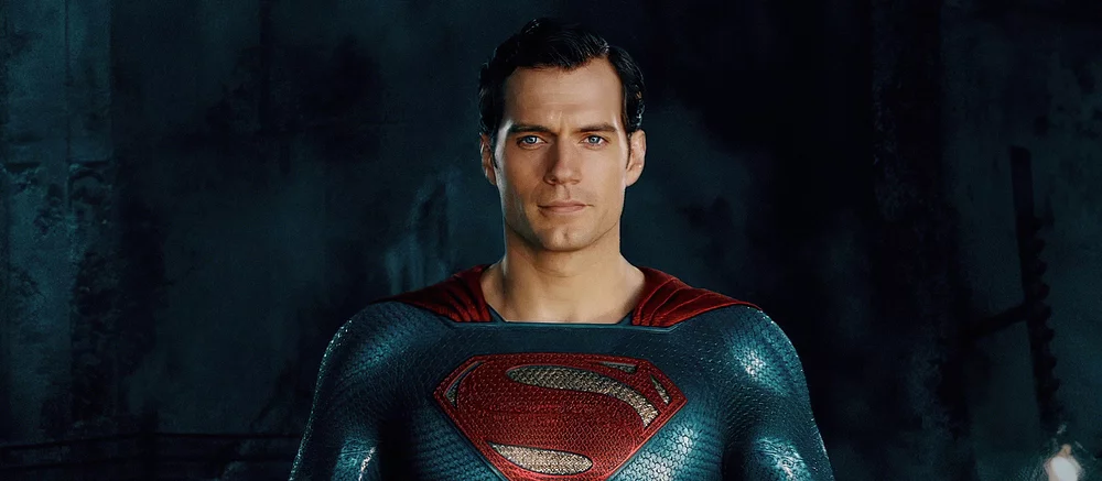 Генри Кавилл уже оценил фильм «Флэш» с несколькими Бэтменами и Супергерл