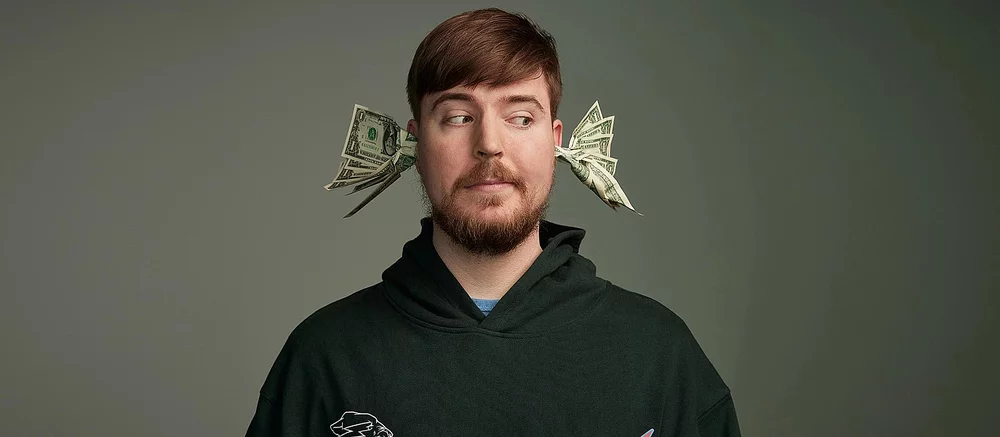 Полиция арестовала ютубера MrBeast со 154 млн подписчиков, но это был пранк. Видео с розыгрышем уже набрало 2,6 млн просмотров