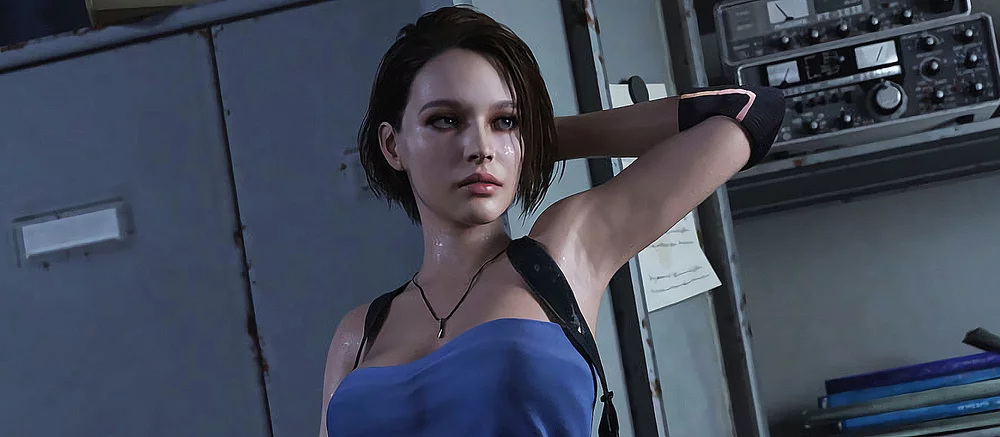 Девушка закосплеила Джилл Валентайн, которую чуть не раздели зомби