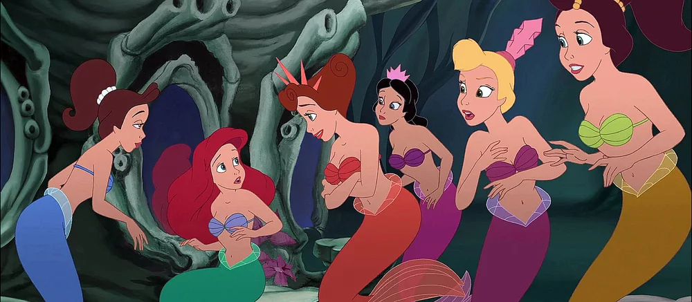 Нейросеть показала киберпанк-версии диснеевских принцесс. Есть Русалочка, Золушка, Белоснежка, Рапунцель и не только