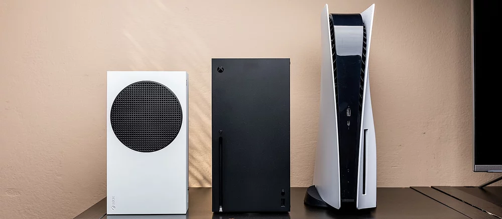 В России подешевели PlayStation 5 и Xbox Series X/S