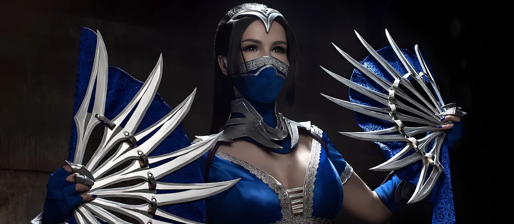 Китана из Mortal Kombat 1 готовится к сражению, а Чесноук из Hogwarts Legacy примеряет платье с декольте. Косплей недели на VGTimes