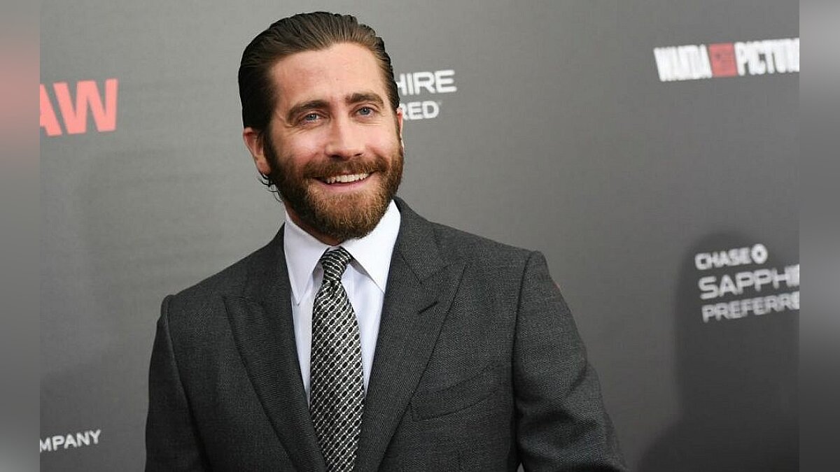 Джейк Джилленхол с бородой. Jake Gyllenhaal height.