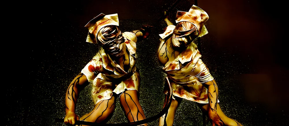 Дизайнер игр Silent Hill показал БДСМ-арт с голой пышногрудой девушкой. Это героиня его рассказа