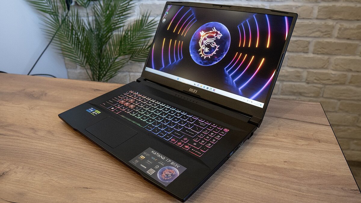 Ноутбук msi katana 17 i5. MSI Titan gt77. Ноутбук Титан gt77. Ноутбук MSI Titan. MSI Titan gt77 HX.