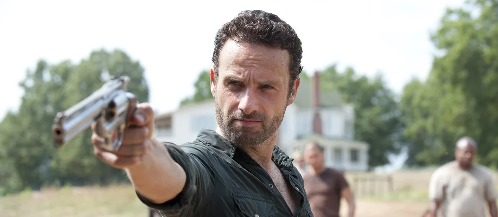 В новом тизере сериала про Рика и Мишонн из «Ходячих мертвецов» показали, как герои сражаются с зомби