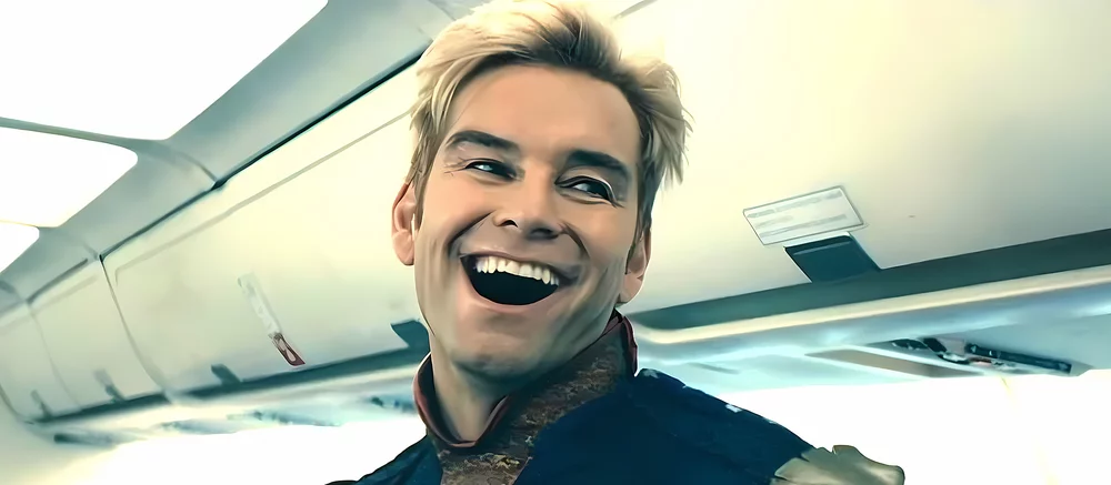 Вышел трейлер четвертого сезона сериала «Пацаны», в котором показали окровавленного Хоумлендера