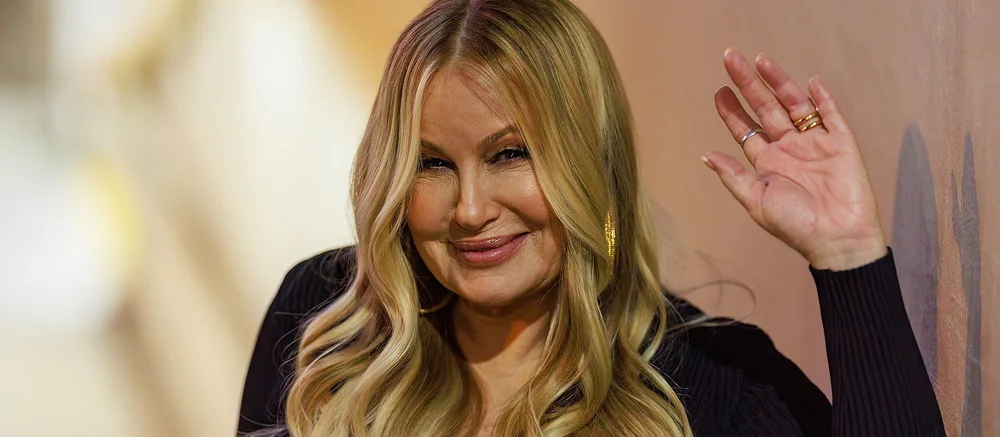 В фильме по Minecraft появится «мама Стифлера» из «Американского пирога»