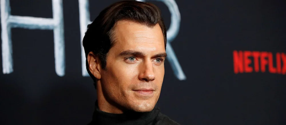 Генри Кавилл раскритиковал ненужные постельные сцены в кино: «Мне кажется, что иногда ими злоупотребляют»