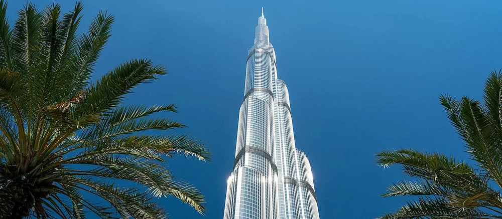 Игрок построил в Palworld копию Бурдж-Халифы и показал, насколько высоким получился его небоскреб