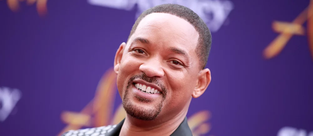 Уилл Смит притворился нейросетью в ролике про поедание макарон. Многие поверили, что актер ненастоящий