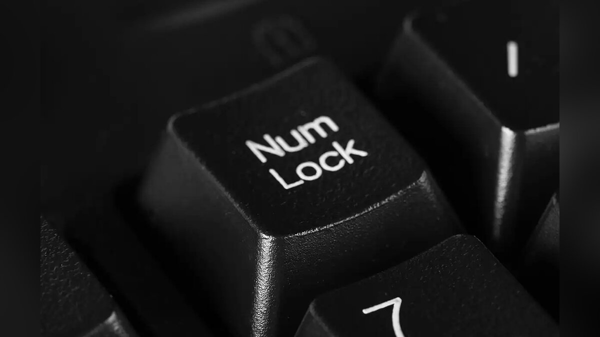 Горит lock на клавиатуре. Numlock. Num Lock клавиша. Office Lock на клавиатуре. Капс лок на клавиатуре.