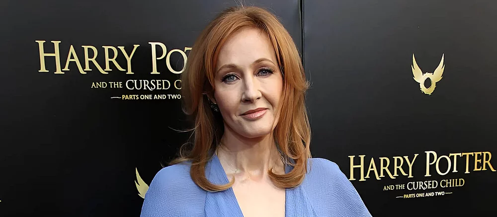 Джоан Роулинг не намерена прощать Дэниела Рэдклиффа и Эмму Уотсон, которые выступили против нее