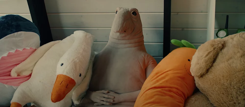 Вышел трейлер российского фильма «Ждун в кино» с тем самым героем из мемов