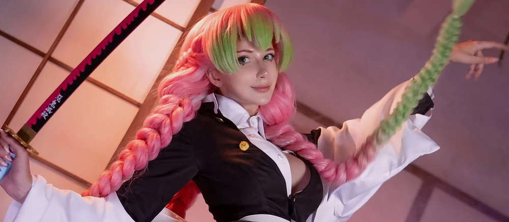 Россиянка красиво закосплеила Мицури из «Истребителя демонов»