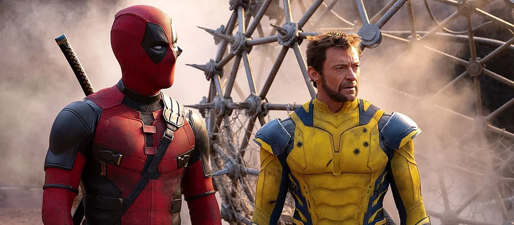 Новый кадр из «Дэдпула и Росомахи» в деталях показал костюмы Рейнольдса и Джекмана