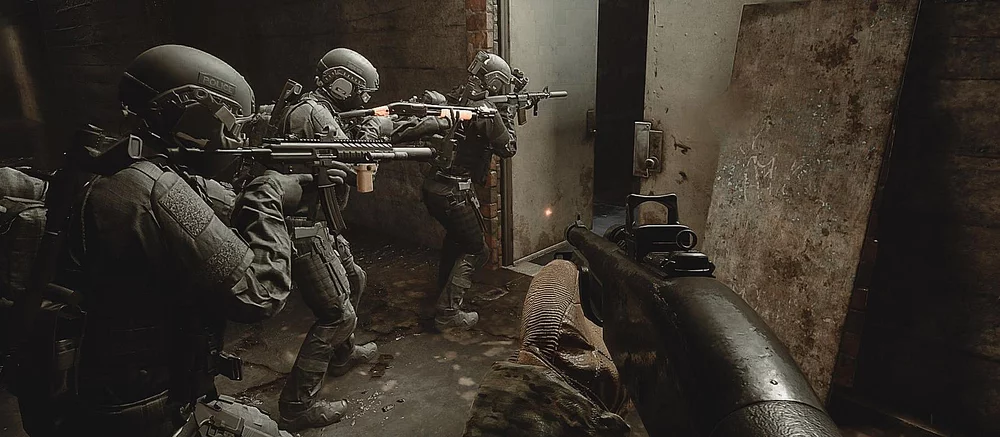 Авторы кооперативного шутера Ready or Not выпустили трейлер платного дополнения Home Invasion