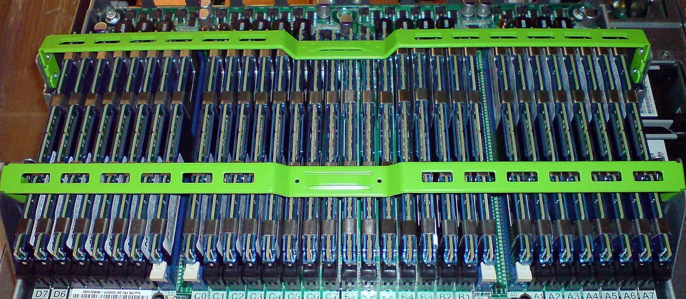 Представлена уникальная материнская плата от GIGABYTE