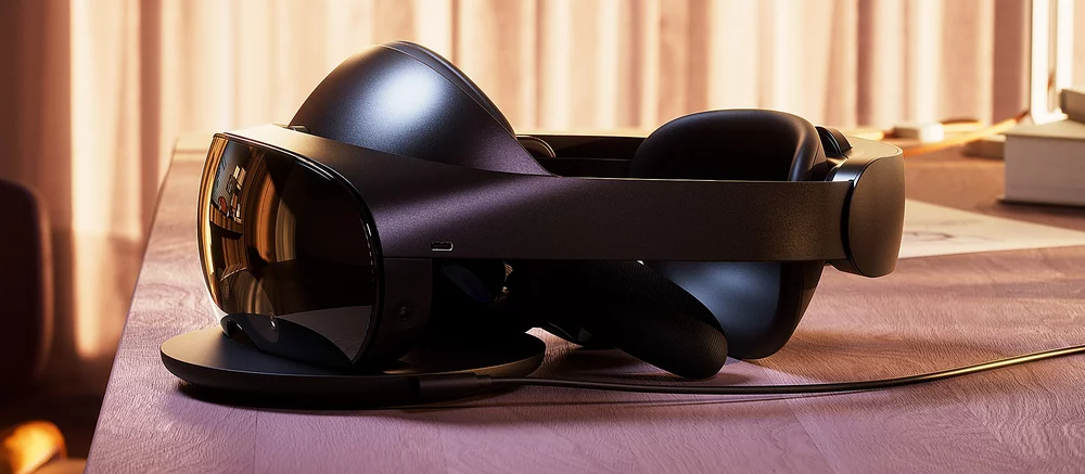 Компания Samsung готовит мощный VR-шлем