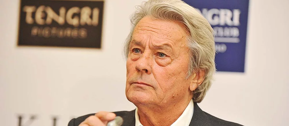 Умер французский актер Ален Делон