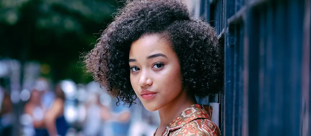 Звезда «Аколита» объяснила плохие отзывы о сериале «гиперконсервативной нетерпимостью»