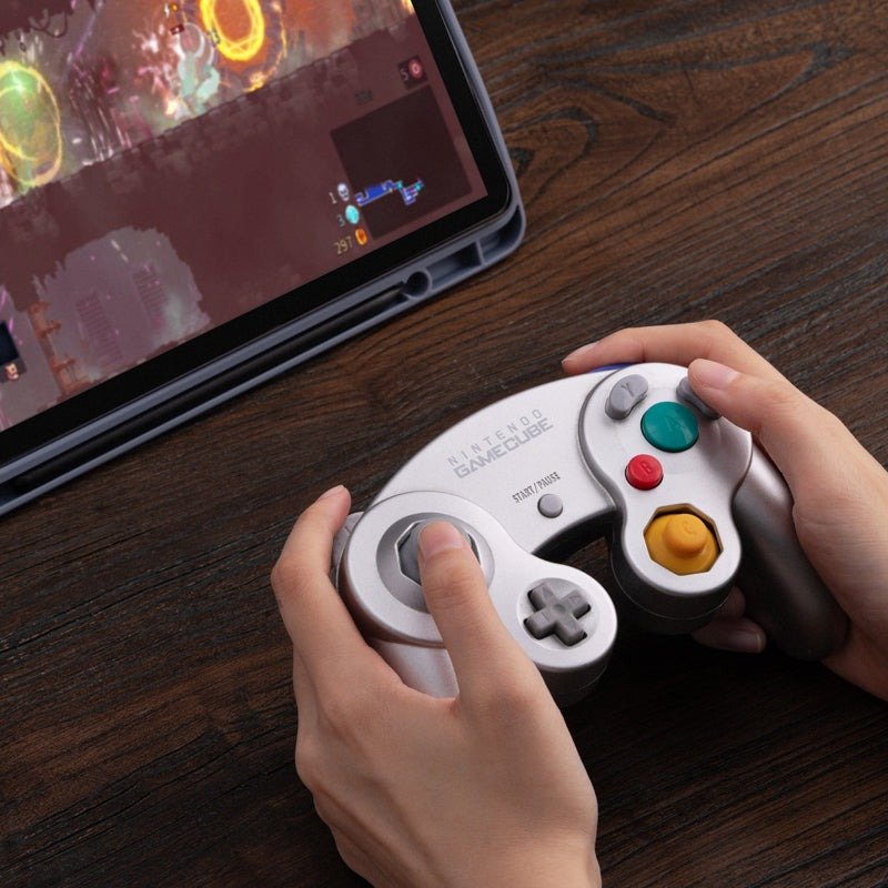 
          8BitDo представила аксессуар для GameCube и Wii, который добавляет поддержку современных Bluetooth-контроллеров
        