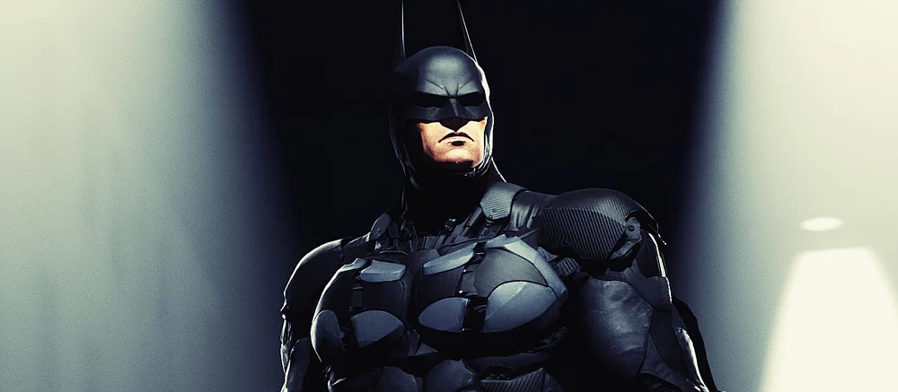 Художник показал брутальную версию Бэтмена из вселенной, в которой он простой рабочий. Герой получил огромный молот