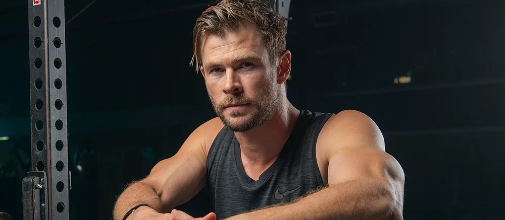 Крис Хемсворт снял ролик с MrBeast, в котором заставил популярного ютубера заняться спортом