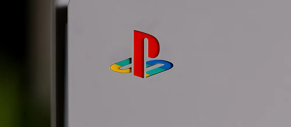 Лимитированную PlayStation 5 Pro в дизайне PS One раскупили за считанные секунды